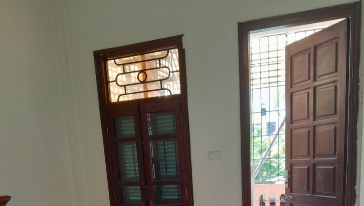 CHO THUÊ NHÀ RIÊNG NGUYÊN CĂN NGÕ 393 TRƯƠNG ĐỊNH, HOÀNG MAI 5 TẦNG, 30M2, 4 P, 12 TRIỆU